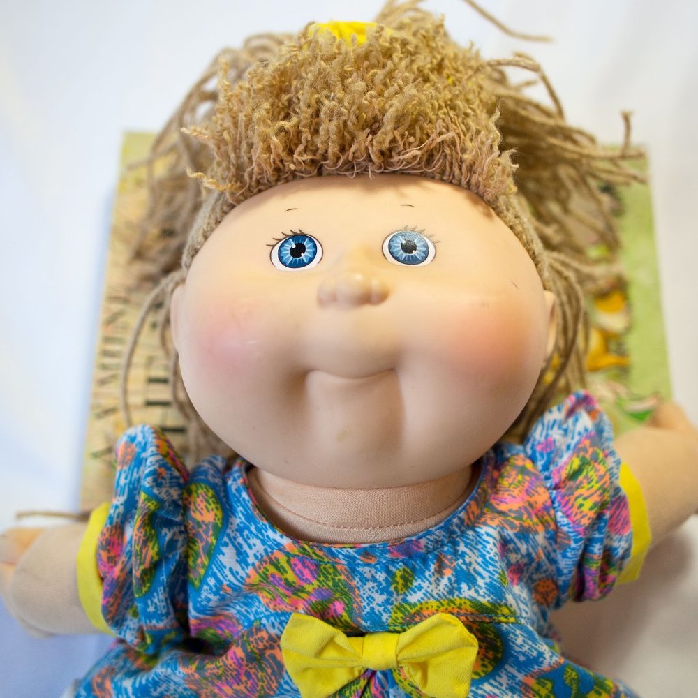 Vintage Cabbage Patch Kids Crimp N Curl Doll 1990 - EUC!